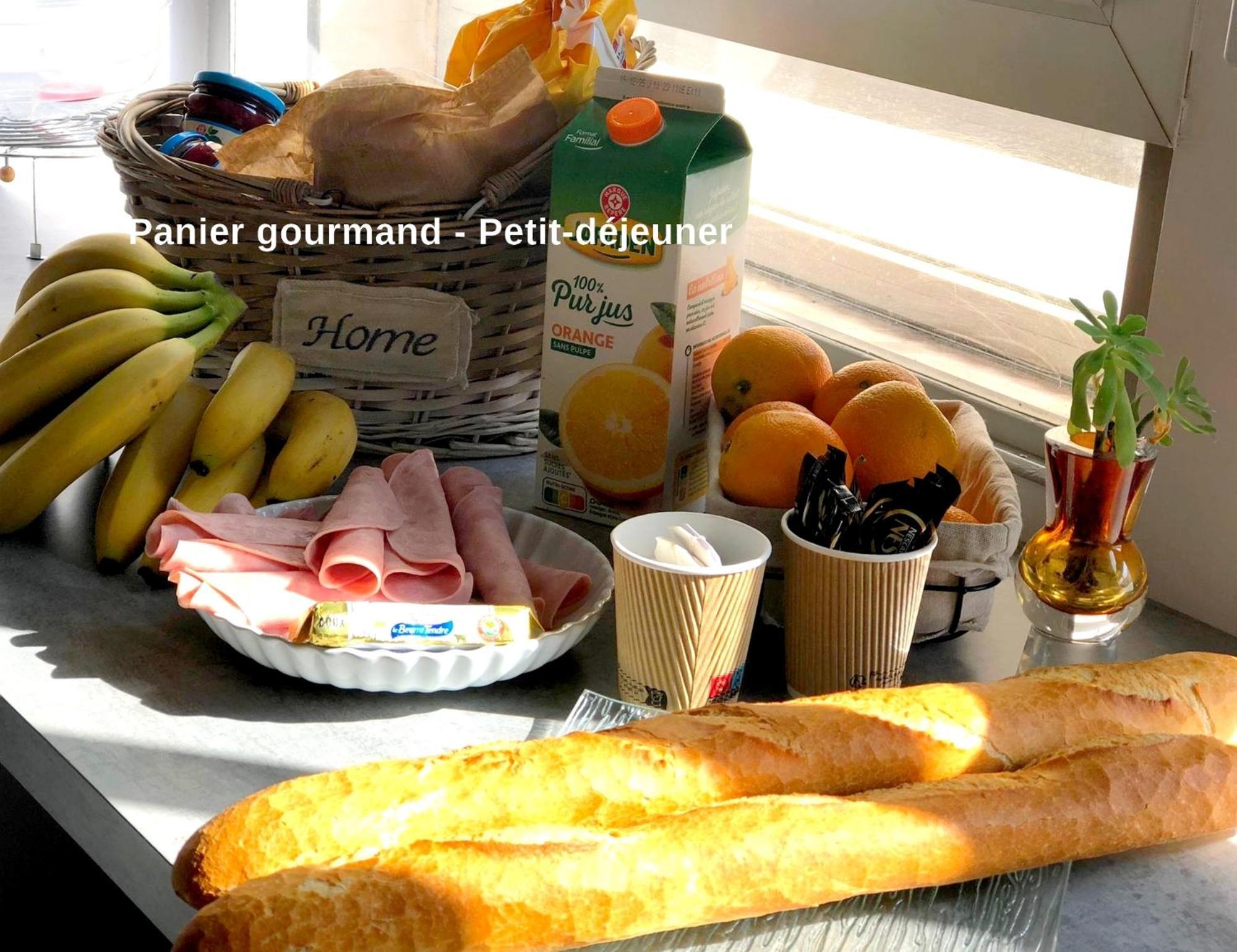 Sejour Perpignan Avec Petit-Dejeuner A La Demande Et Piscine A 20 Minutes De L'Espagne A Le Palace Climatise Exterior photo